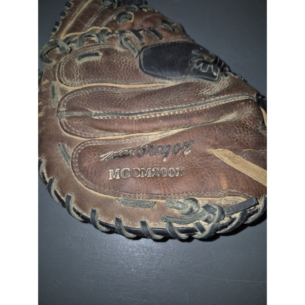 MacGregor MCCM200X Baseball Catchers Glove Mitt Full Grain Leather RHT 33" - Picture 3 of 8